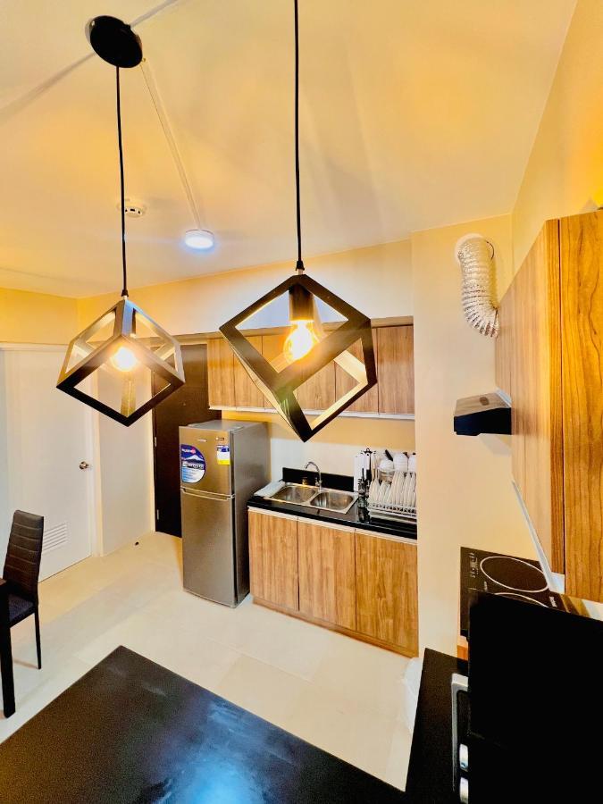Apartamento * *P Fantastic 2Br Option For 8 Iloílo Exterior foto
